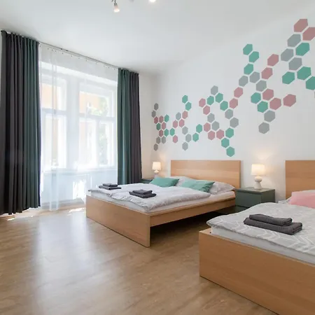 Naplavka Apartment *