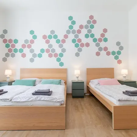 Riverside Cr Apartment Prague